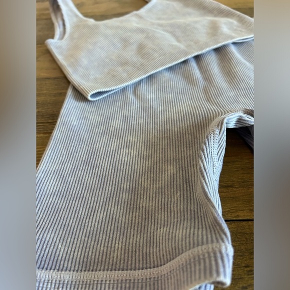 ♻️GHOSTD EDIT ♻️ Perfect Lavander shorts and top set - Picture 8 of 8